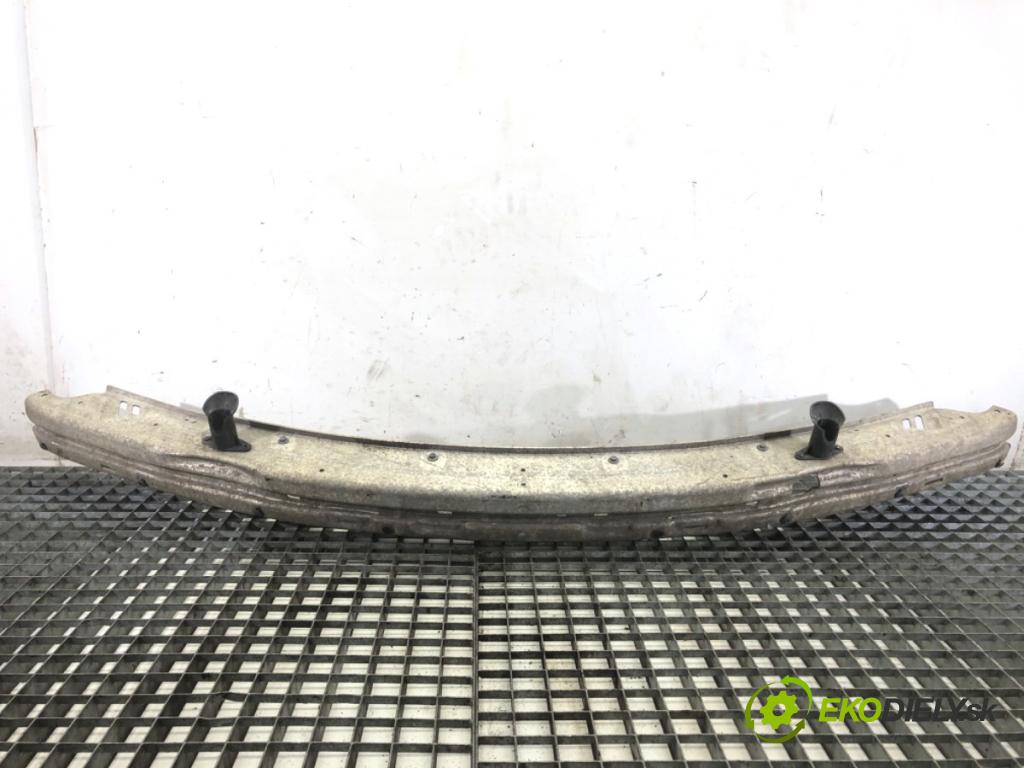 BMW E46 sedan 1998 100 kW 320 d 1951 výztuha nárazníka přední část  (Přední výztuha)