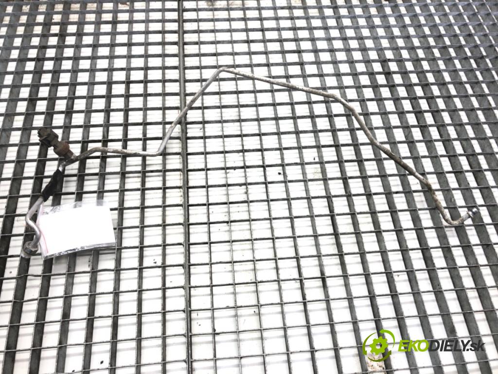 MITSUBISHI COLT VI liftback 2005 55 kW 1.1 1124 rúrka klimatizácie  (Rúrka klimatizácie)