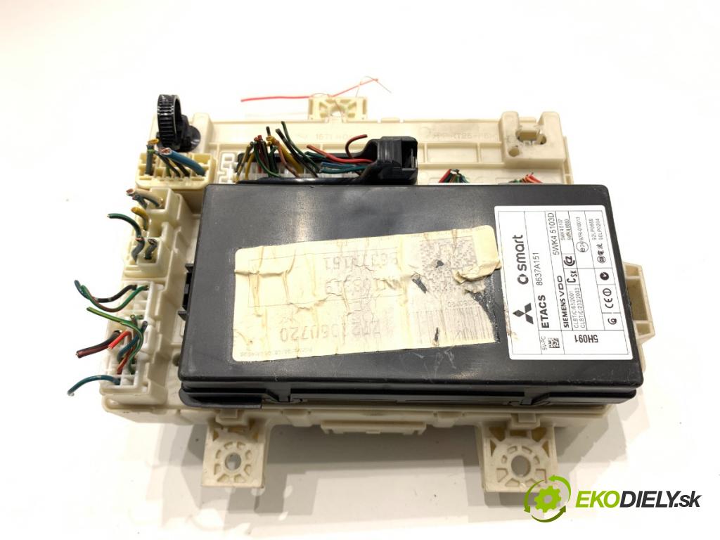 MITSUBISHI COLT VI liftback 2005 55 kW 1.1 1124 modul BSI 8637A151 (Pojistková skříňka)