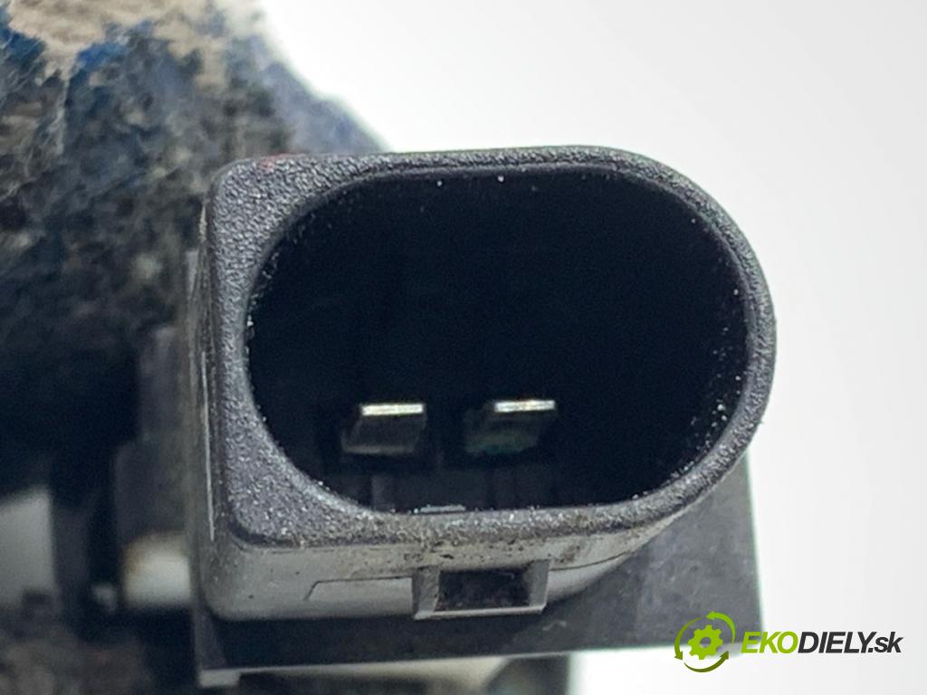 MITSUBISHI COLT VI liftback 2005 55 kW 1.1 1124 Snímač nárazu A4545400017 (Snímač nárazu)