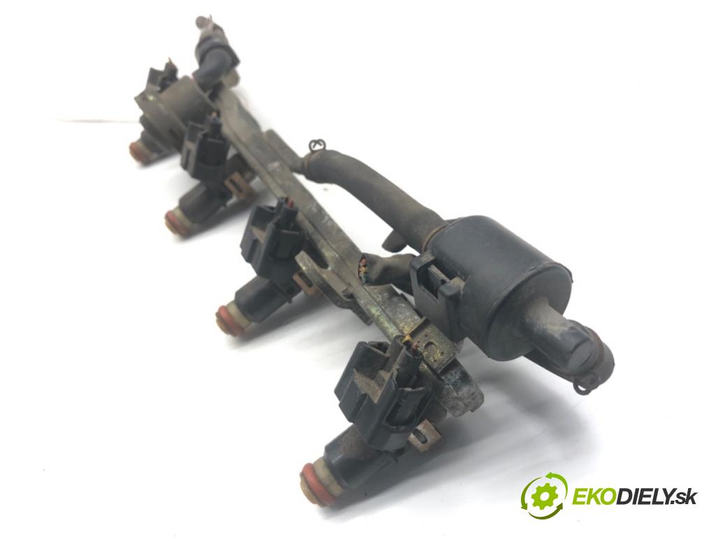 HONDA CIVIC VII liftback 2004 66 kW 1.4 iS (EP1) 1396 Lišta vstrekovacia  (Vstrekovacia lišta)