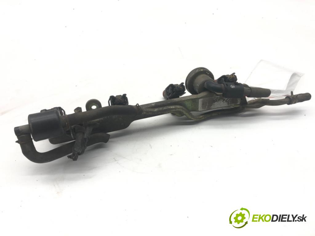 HONDA CIVIC VII liftback 2004 66 kW 1.4 iS (EP1) 1396 Lišta vstrekovacia  (Vstrekovacia lišta)