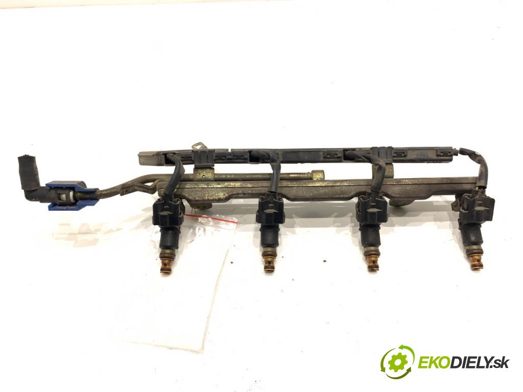 HONDA ACCORD VII Kombi 2004 114 kW 2.0 (CM1) 1998 Lišta vstrekovacia  (Vstrekovacia lišta)