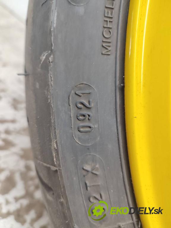 KAWASAKI ZX-6R  2001 86 kW ZX-6R 636 kolo zadní část disk 17 5,5j 180/55 R-1384