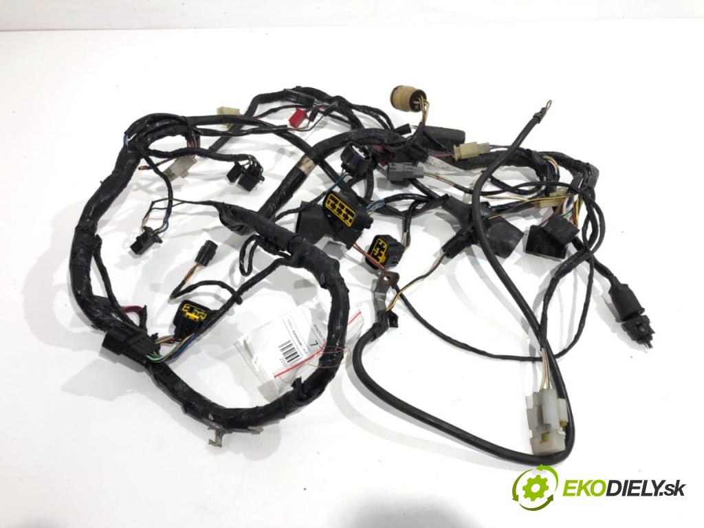 KAWASAKI ZX-6R  2001 86 kW ZX-6R 636 káblovačka INSTALACE: elektrická 