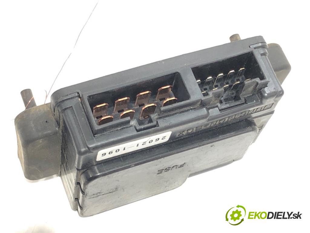 KAWASAKI ZX-6R  2001 86 kW ZX-6R 636 skříňka poistková 26021-1096 (Pojistková skříňka)