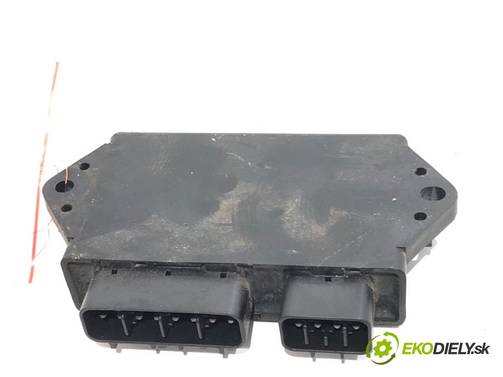 KAWASAKI ZX-6R  2001 86 kW ZX-6R 636 riadiaca jednotka Motor 21119-1568 J4T11574 (Riadiaca jednotka)