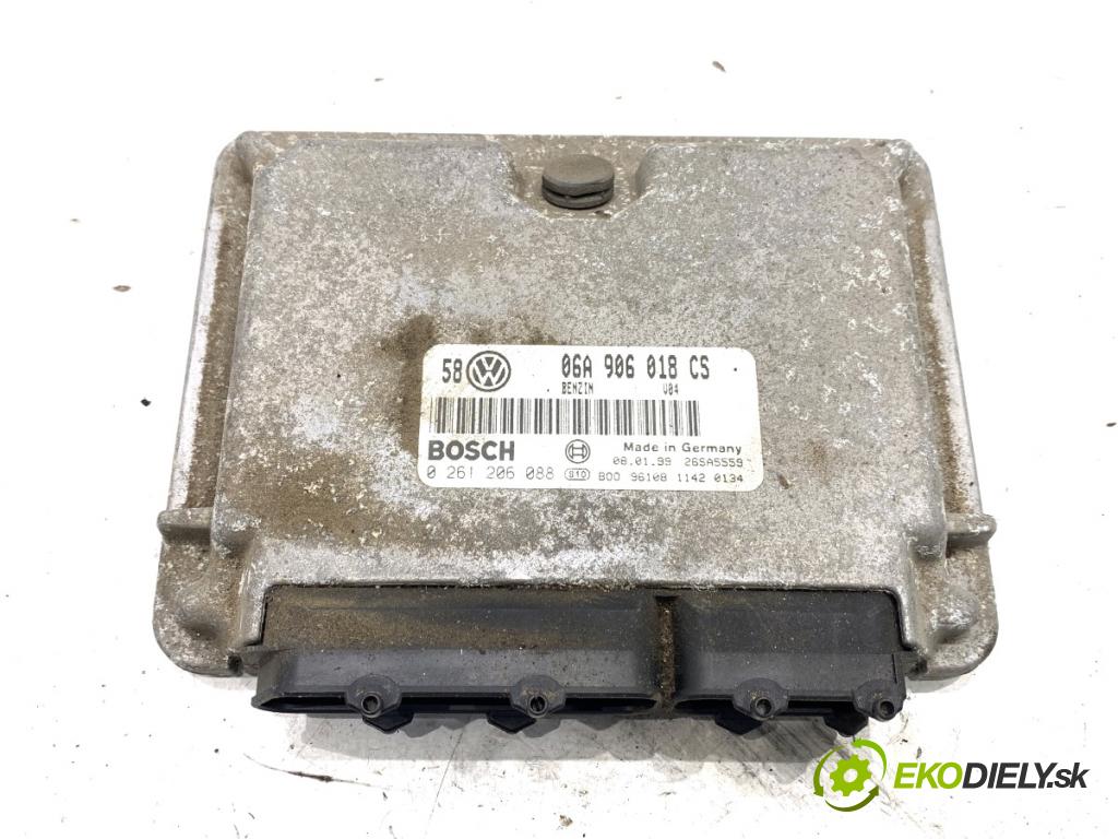 VW BORA I sedan 1999 85 kW 2.0 1984 riadiaca jednotka Motor 06A906018CS 0261206088 (Riadiaca jednotka)