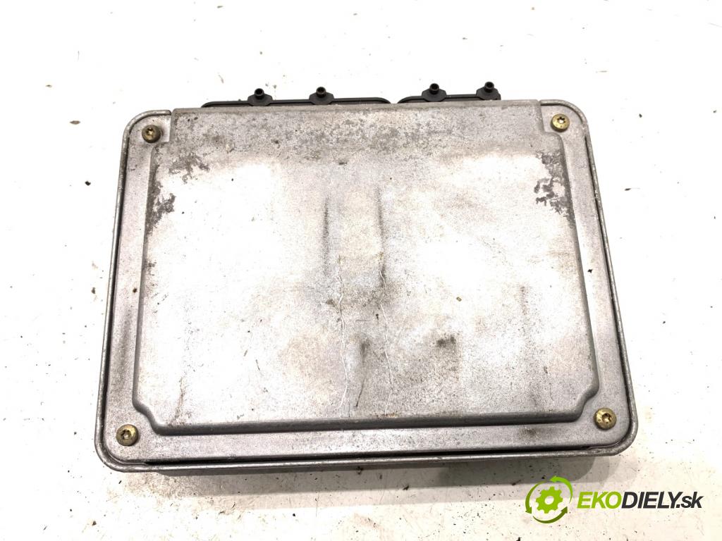 VW BORA I sedan 1999 85 kW 2.0 1984 riadiaca jednotka Motor 06A906018CS 0261206088 (Riadiaca jednotka)