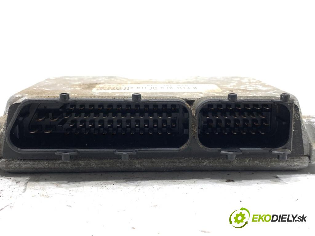 VW BORA I sedan 1999 85 kW 2.0 1984 riadiaca jednotka Motor 06A906018CS 0261206088 (Riadiaca jednotka)