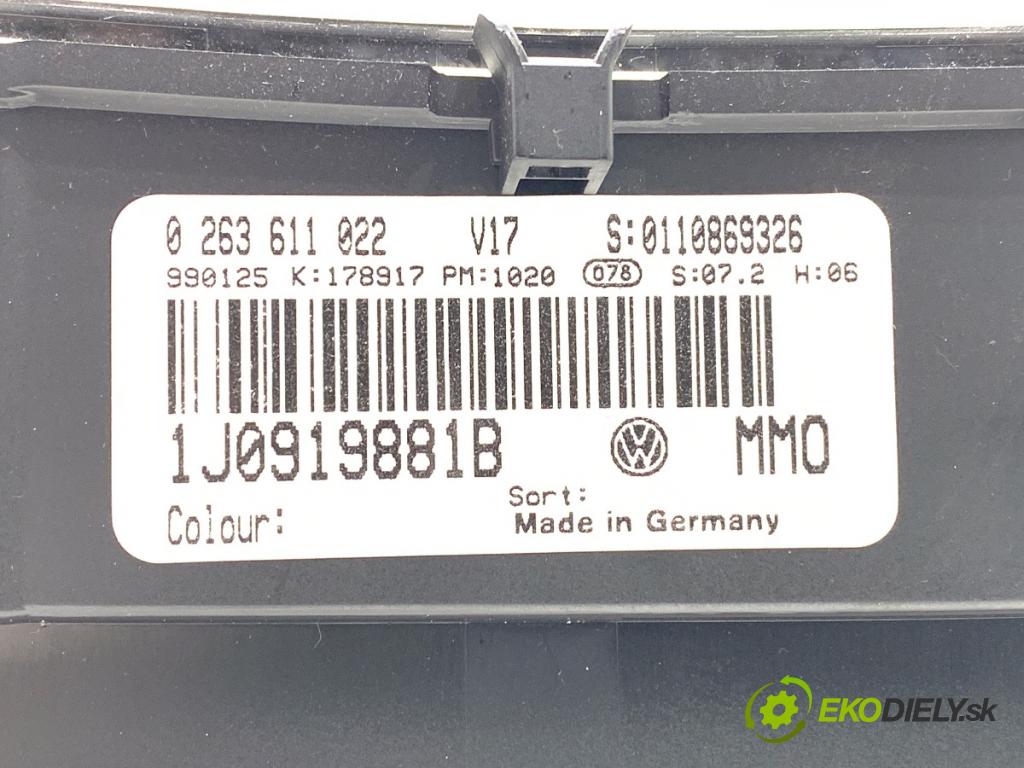 VW BORA I sedan 1999 85 kW 2.0 1984 Prístrojovka 1J0919881B (Prístrojová doska)