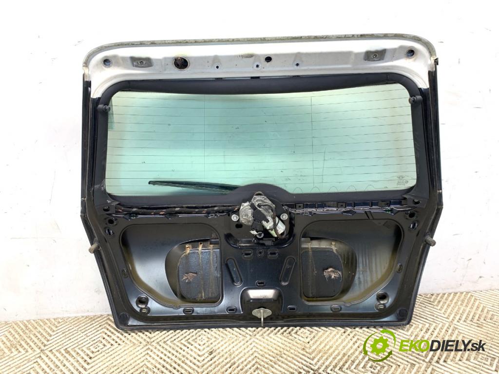 MINI R50 R53 liftback 2002 85 kW Cooper 1598 kapota zadní část