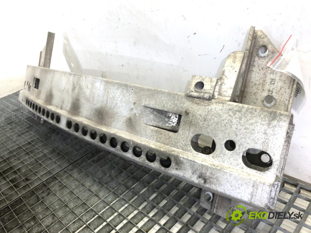 MINI R50 R53 liftback 2002 85 kW Cooper 1598 výztuha nárazníka přední část (Přední výztuha)