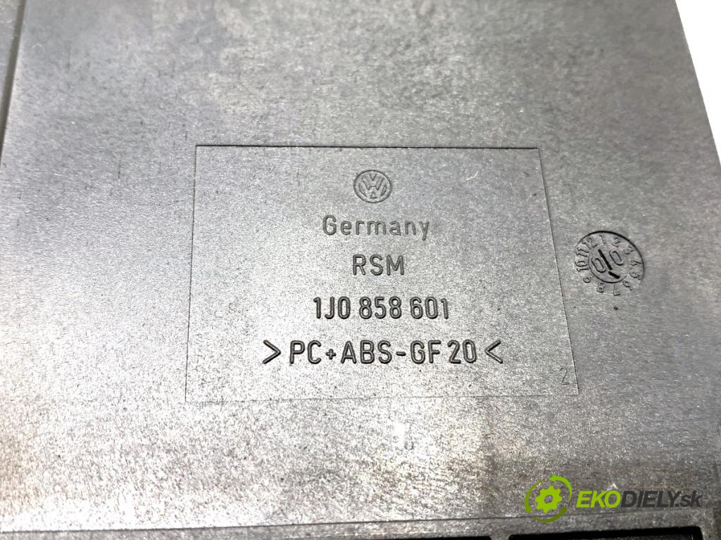 VW BORA I sedan 1999 85 kW 2.0 1984 Držiak na nápoje 1J0858601 (Držiak (úchyt) na nápoje)