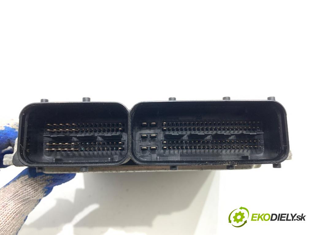 VW PASSAT B6 sedan 2008 103 kW 2.0 TDI 1968 riadiaca jednotka Motor 03L907309 (Riadiaca jednotka)