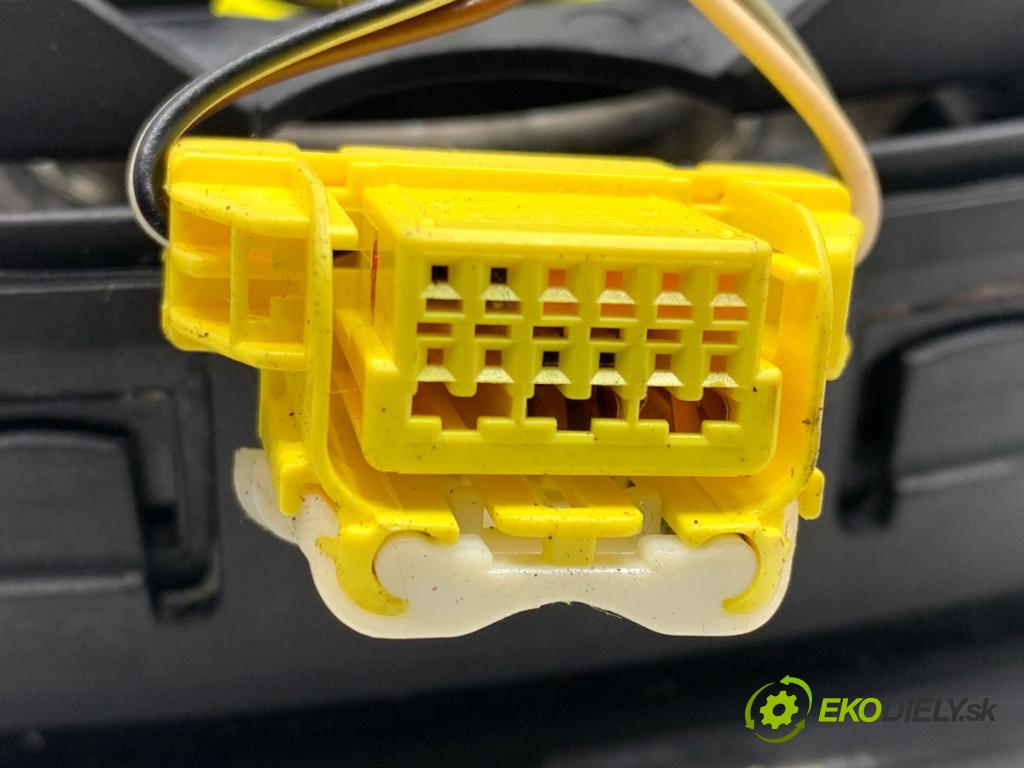 VW PASSAT B6 sedan 2008 103 kW 2.0 TDI 1968 AirBag volantu 3C0880201BF (Airbag)