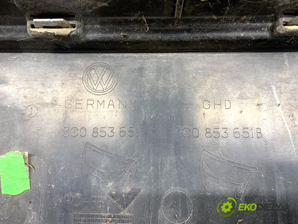 VW PASSAT B6 sedan 2008 103 kW 2.0 TDI 1968 mřížka maska 3C0853651 (Přední mřížka (maska chladiče))