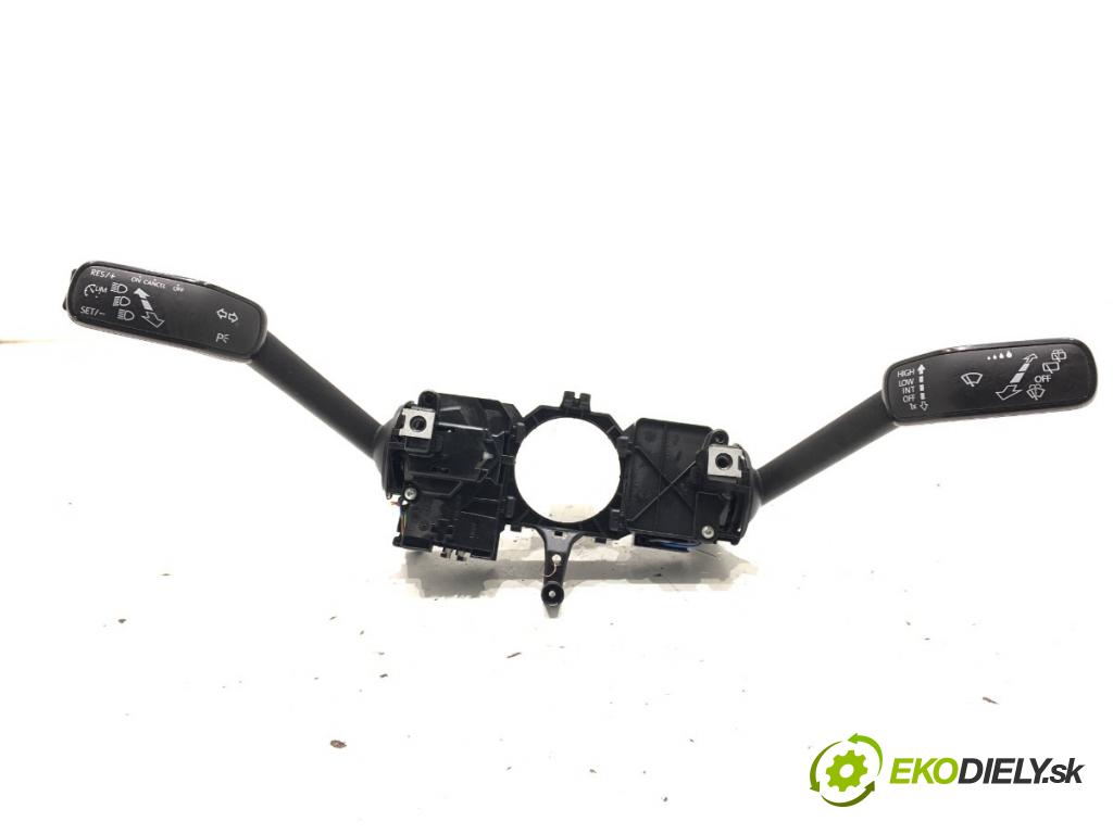 SKODA FABIA III liftback 2017 55 kW 1.0 999 Prepínač kombinovaný 6C0953501H (Prepínacie páčky pod volantom)