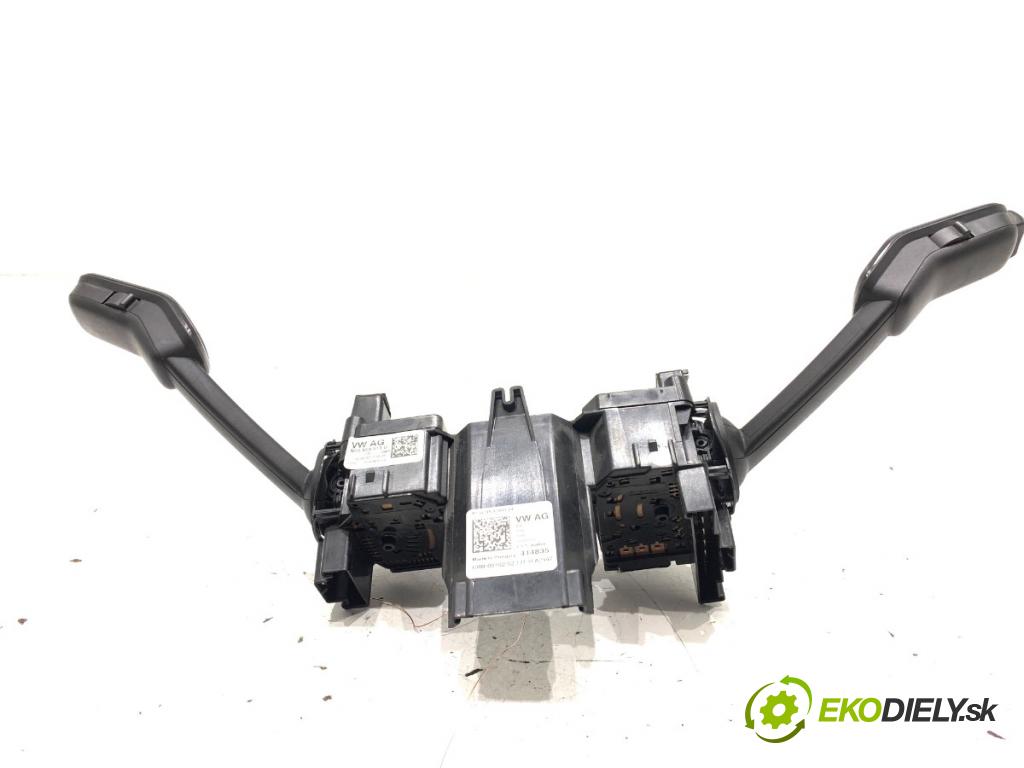 SKODA FABIA III liftback 2017 55 kW 1.0 999 Prepínač kombinovaný 6C0953501H (Prepínacie páčky pod volantom)