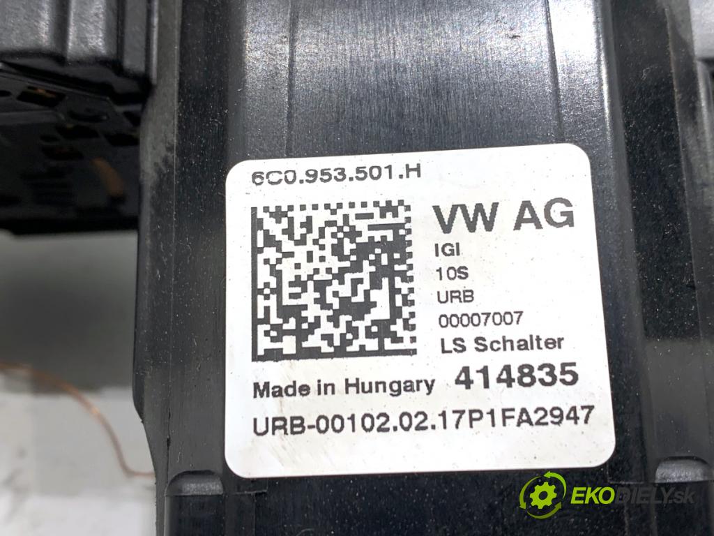 SKODA FABIA III liftback 2017 55 kW 1.0 999 Prepínač kombinovaný 6C0953501H (Prepínacie páčky pod volantom)