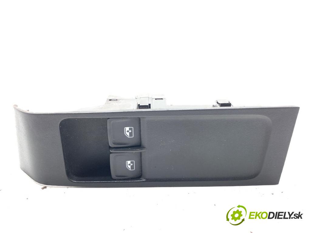 SKODA FABIA III liftback 2017 55 kW 1.0 999 Prepínač okien 6V0959858A (Prepínacie páčky pod volantom)