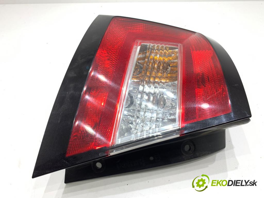 SKODA FABIA III liftback 2017 55 kW 1.0 999 světlo levý zadní část 6V6945095