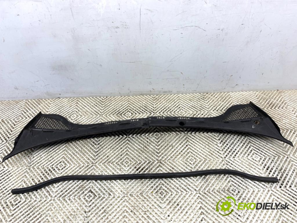 SKODA FABIA III liftback 2017 55 kW 1.0 999 Torpédo, plast pod čelné okno 6V1819415 (Torpédo (plast pod čelným sklom))