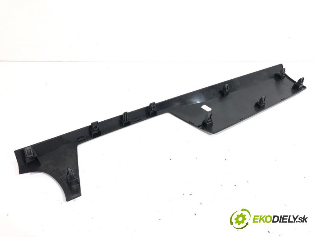 SKODA FABIA III liftback 2017 55 kW 1.0 999 lišty kryt 6V1858418A (Lišta)