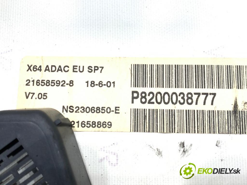 RENAULT SCENIC I nadwozie wielkoprzestrzenne (MPV) 2001 74 kW 1.9 dCi RX4 1870 Prístrojovka P8200038777 (Prístrojová doska)