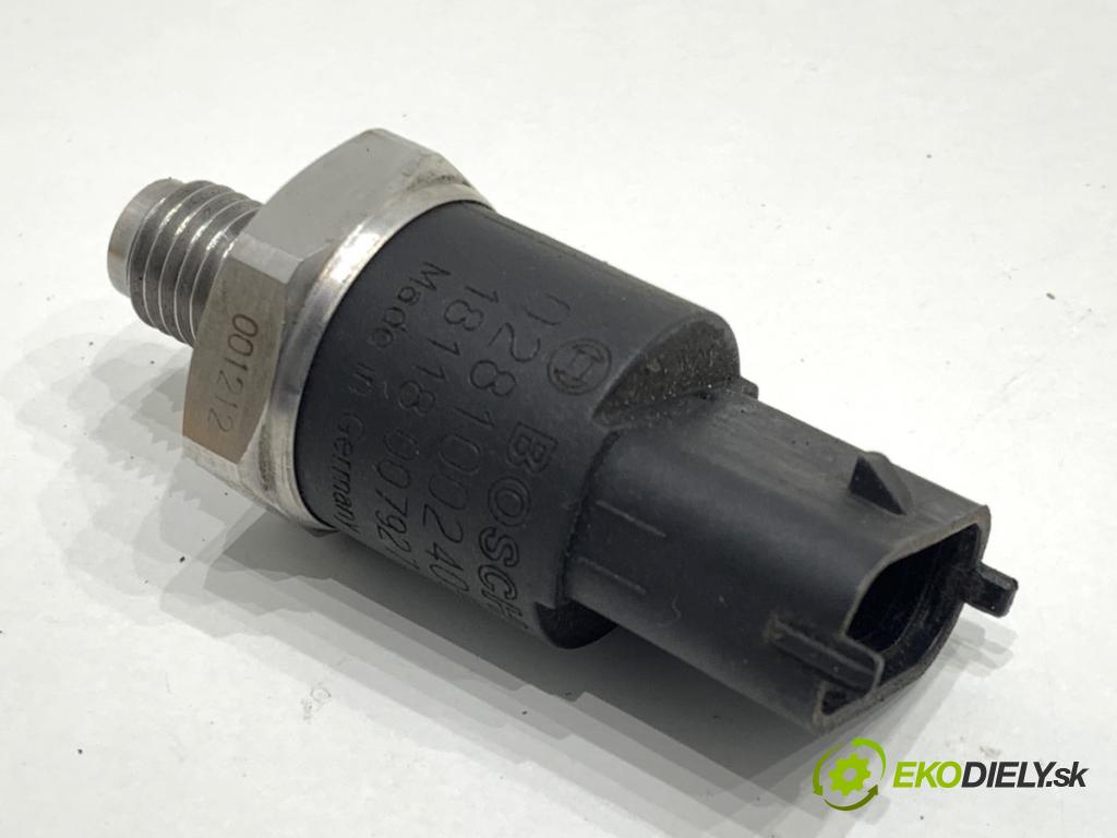 RENAULT SCENIC I nadwozie wielkoprzestrzenne (MPV) 2001 74 kW 1.9 dCi RX4 1870 Snímač tlaku paliva 0281002405 (Snímač)