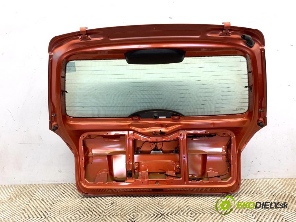 SKODA FABIA II liftback 2008 63 kW 1.4 1390 kapota zadní část 9771