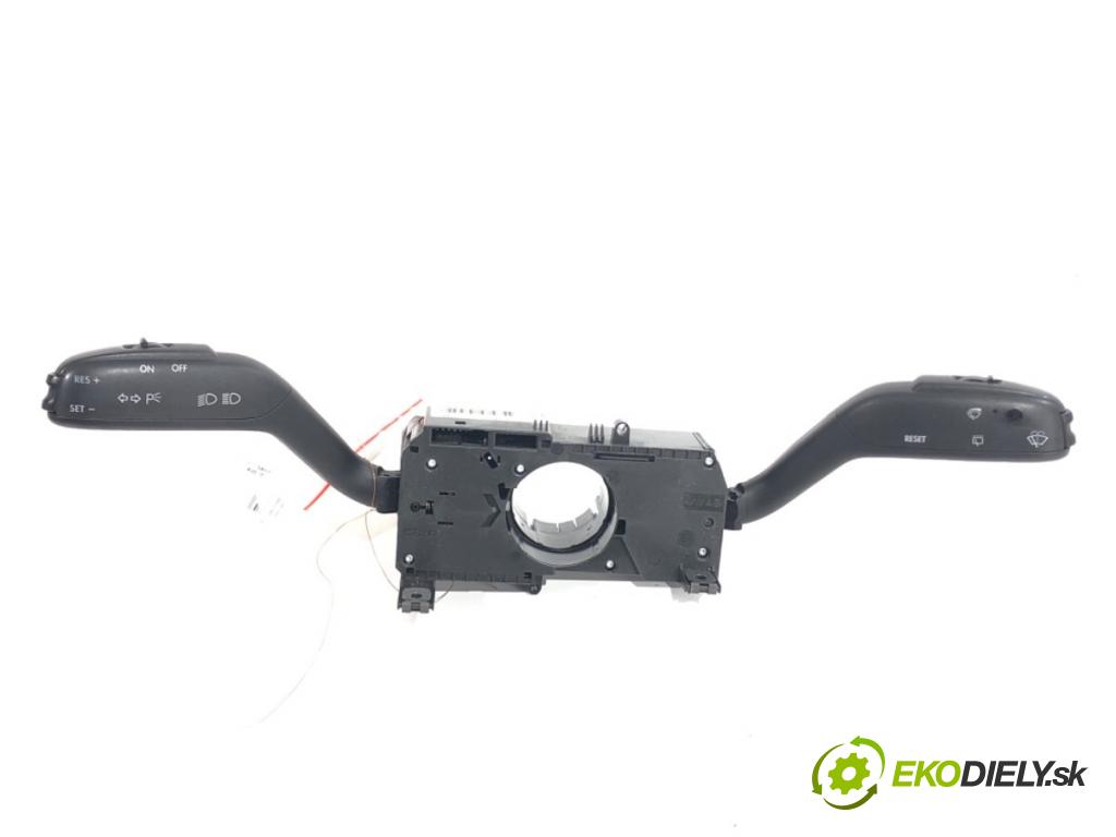 SKODA FABIA II liftback 2008 63 kW 1.4 1390 Prepínač kombinovaný 7H0953503BQ (Prepínacie páčky pod volantom)