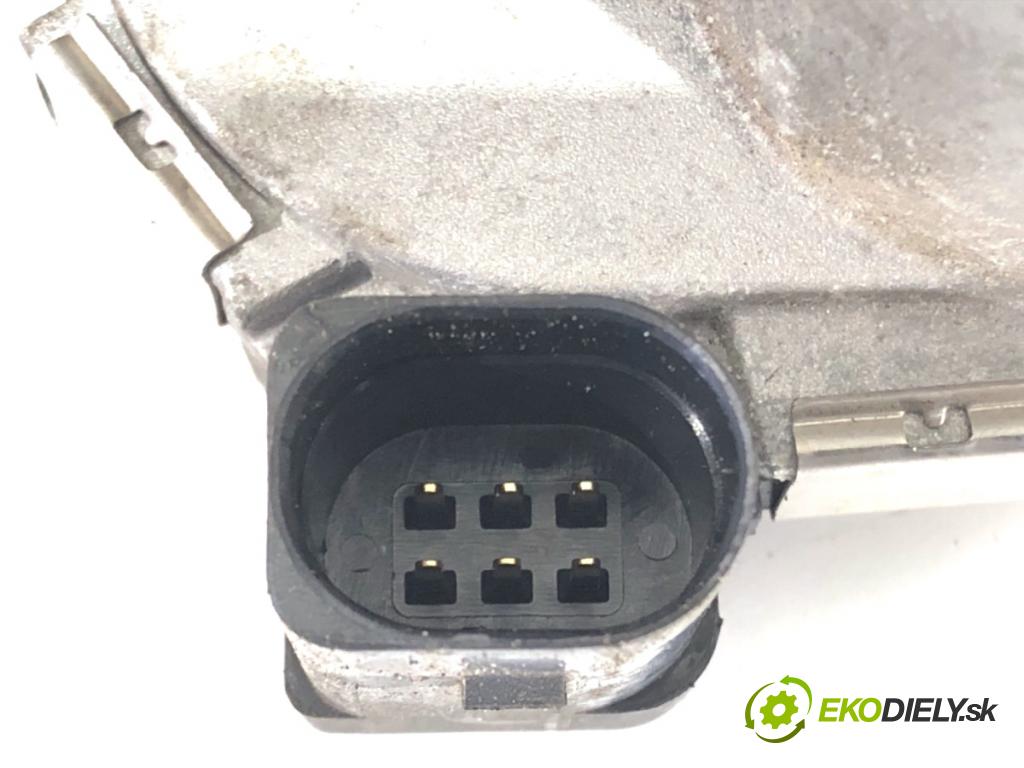 SKODA FABIA II liftback 2008 63 kW 1.4 1390 Škrtiaca klapka (Škrtiaca klapka)