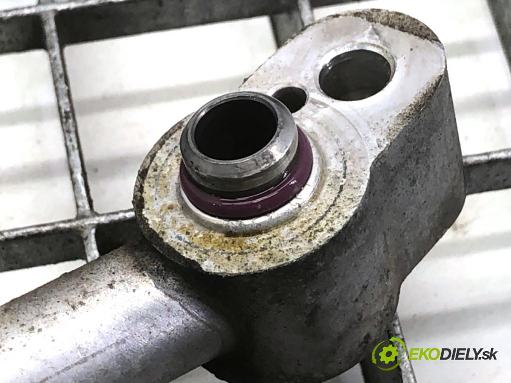 SKODA FABIA II liftback 2008 63 kW 1.4 1390 rúrka klimatizácie  (Rúrka klimatizácie)