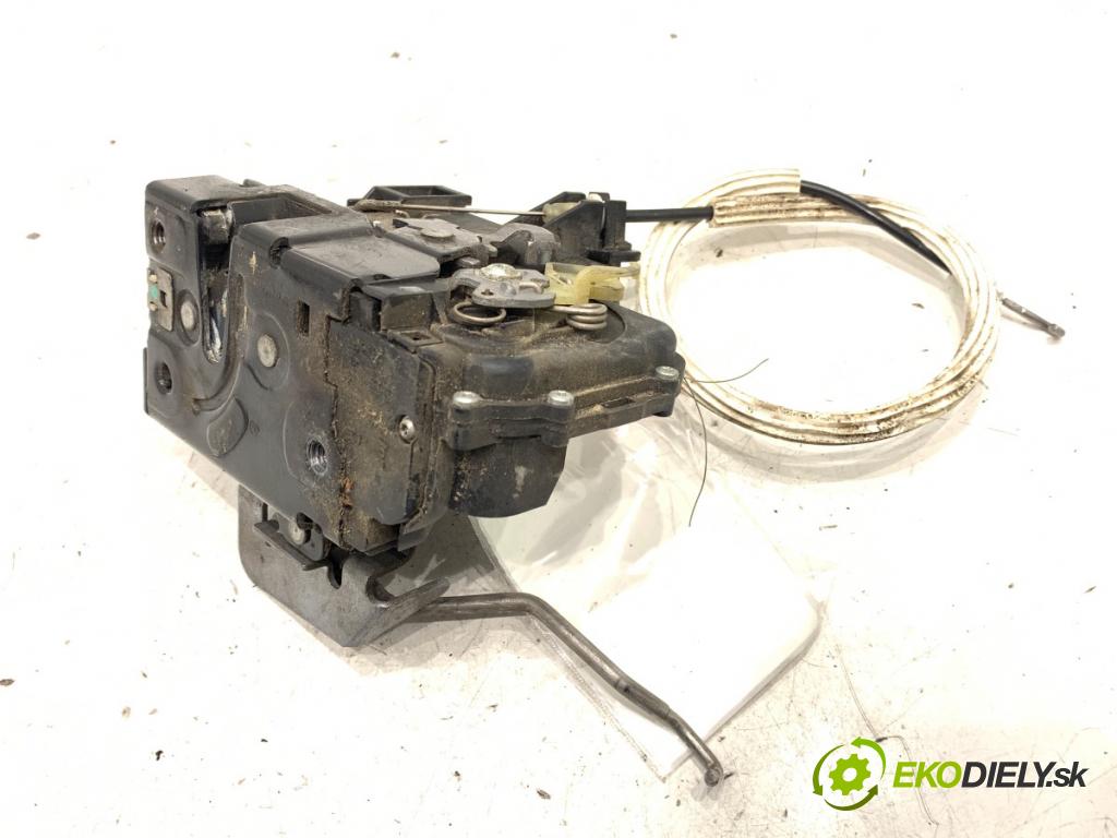 AUDI A6 C5 Kombi 2002 96 kW 1.9 TDI 1896 zámok dveře pravý přední část 4O1837016