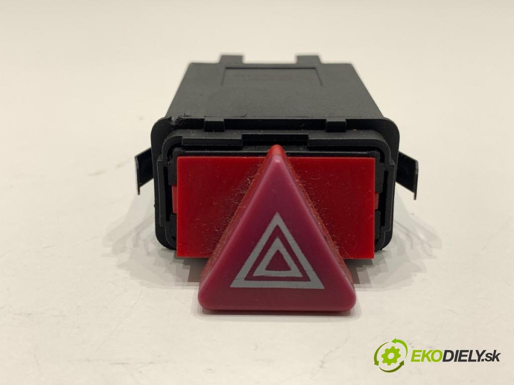 AUDI A6 C5 Kombi 2002 96 kW 1.9 TDI 1896 Spínač svetiel výstražných (núdzových)  (Prepínacie páčky pod volantom)