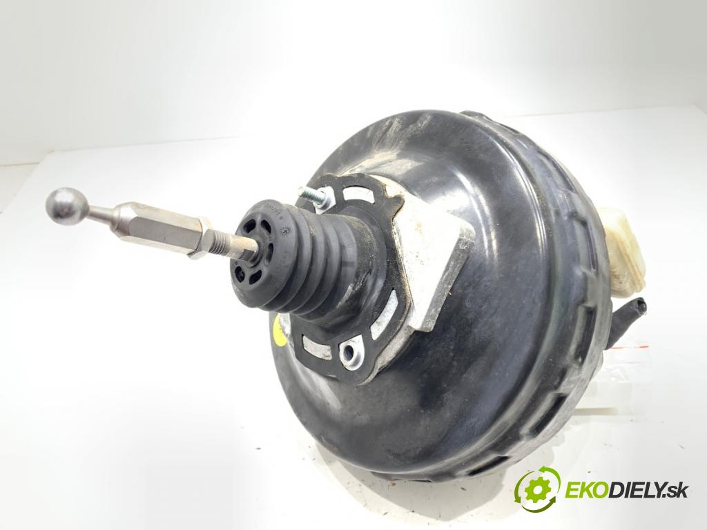 AUDI A6 C5 Kombi 2002 96 kW 1.9 TDI 1896 posilovač bŕzd 8E0612105N