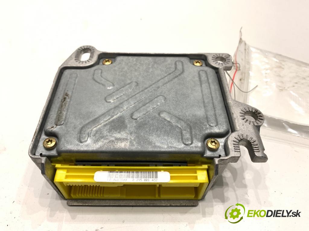 AUDI A6 C5 Kombi 2002 96 kW 1.9 TDI 1896 senzor airbag 4B0959655M (Snímač)