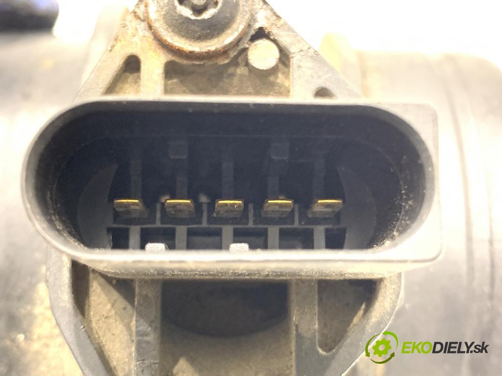 AUDI A6 C5 Kombi 2002 96 kW 1.9 TDI 1896 Váha vzduchu 074906461B (Váha vzduchu)