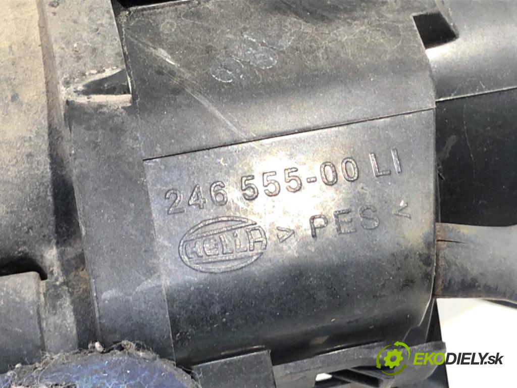 AUDI A6 C5 Kombi 2002 96 kW 1.9 TDI 1896 hmlové svetlo, hmlovka levý přední část 246555-00