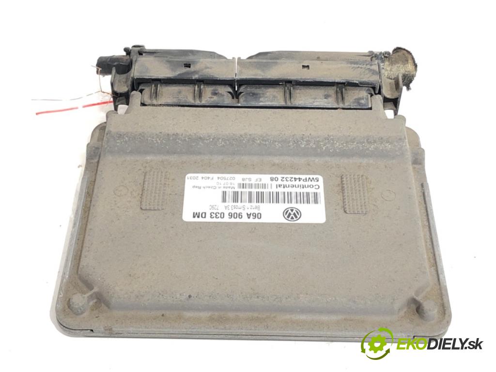 SKODA OCTAVIA I liftback 2010 75 kW 1.6 1595 riadiaca jednotka Motor 06A906033DM (Riadiaca jednotka)