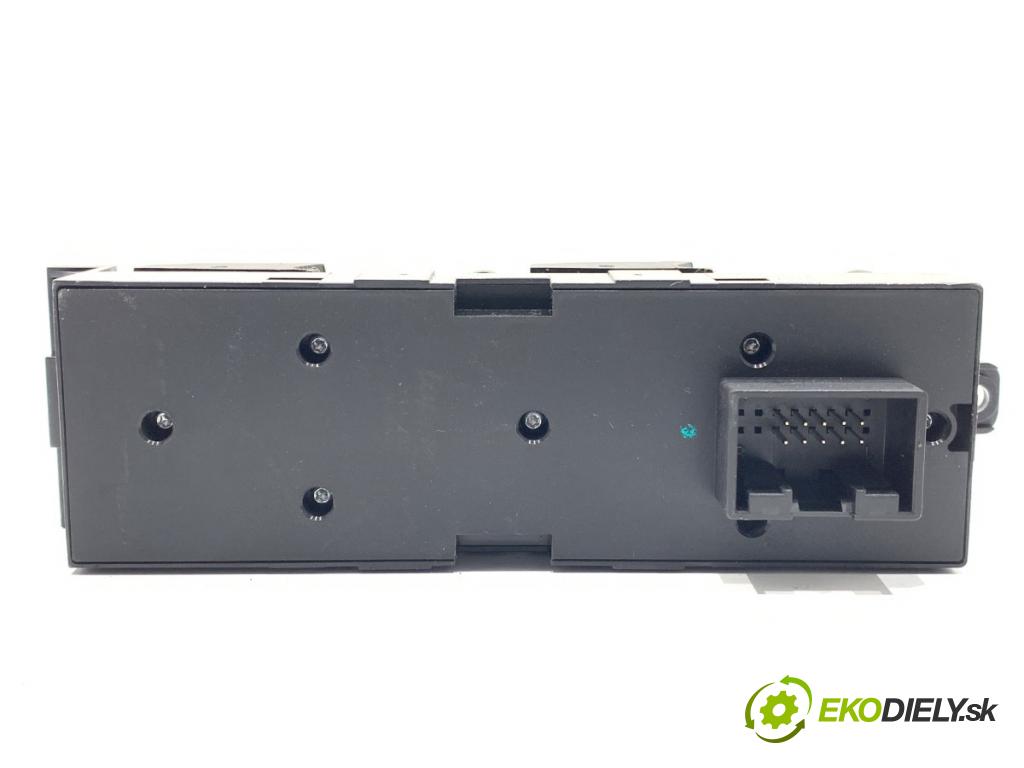 SKODA OCTAVIA I liftback 2010 75 kW 1.6 1595 Prepínač okien  (Prepínacie páčky pod volantom)