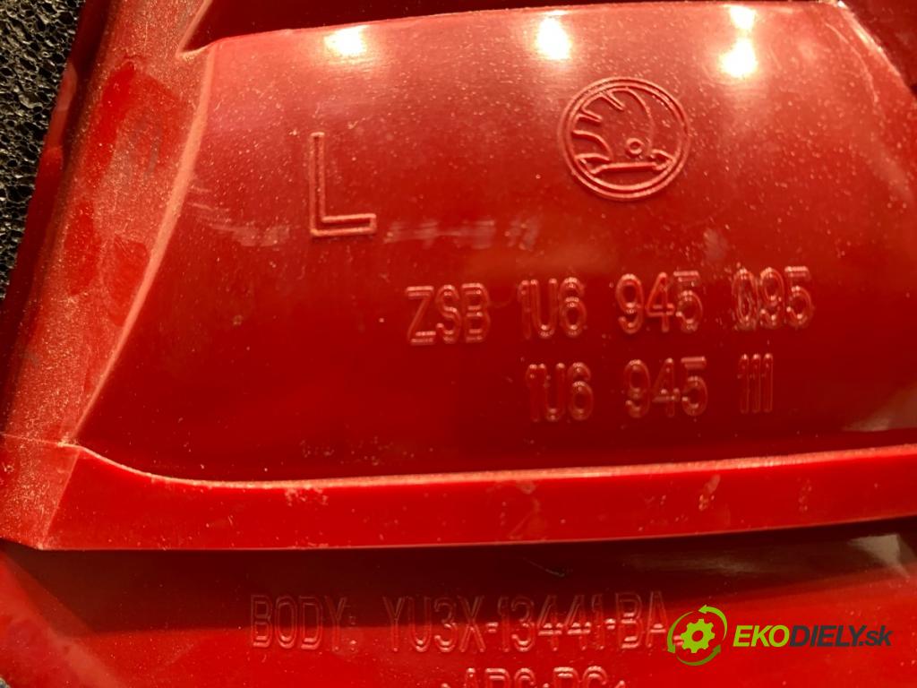 SKODA OCTAVIA I liftback 2010 75 kW 1.6 1595 světlo levý zadní část 1U6945095