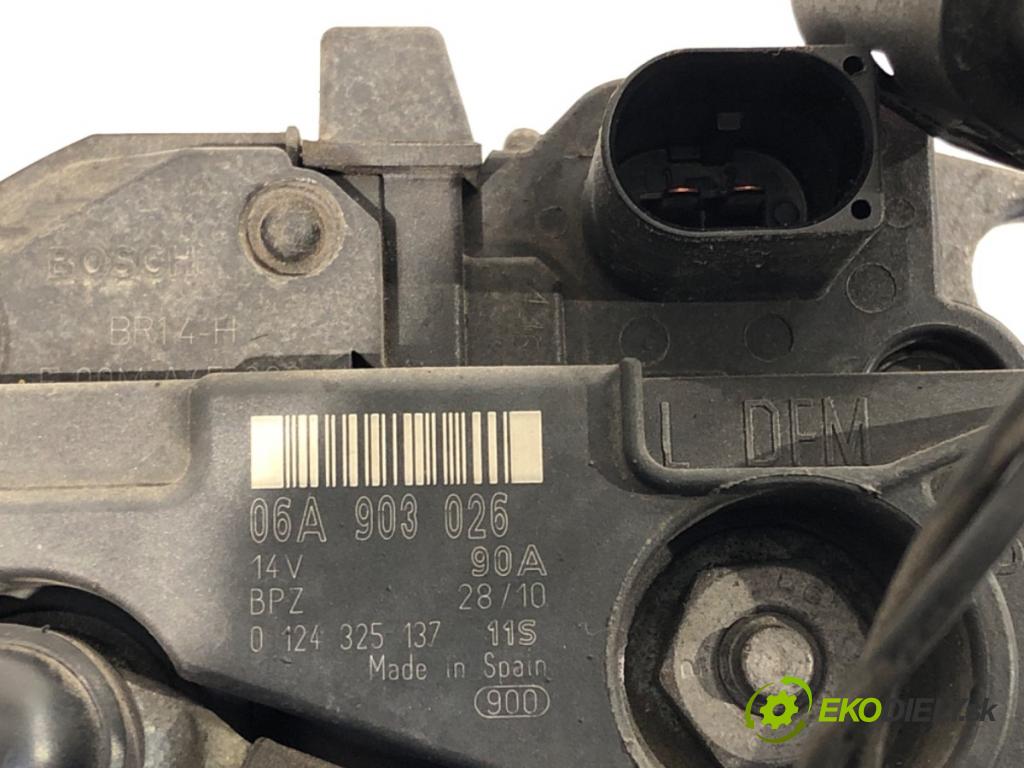 SKODA OCTAVIA I liftback 2010 75 kW 1.6 1595 Alternátor 06A903026 (Alternátor)