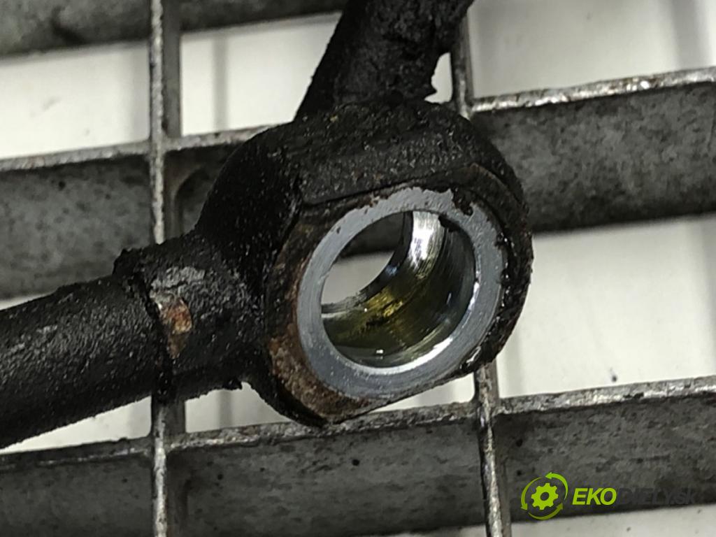 SKODA OCTAVIA I liftback 2010 75 kW 1.6 1595 hadice servočerpadlo  (Trubka servo čerpadla)