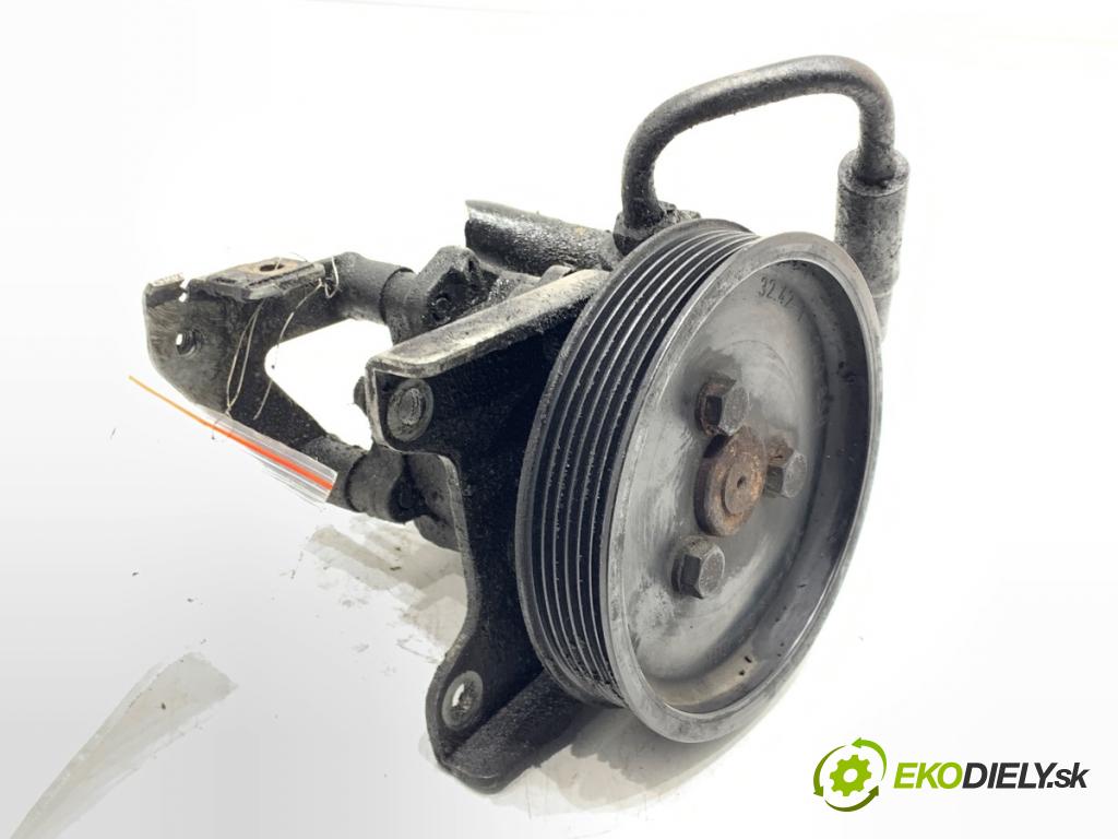 BMW E39 sedan 1999 110 kW 520 i 1990 pumpa servočerpadlo  (Servočerpadlo)