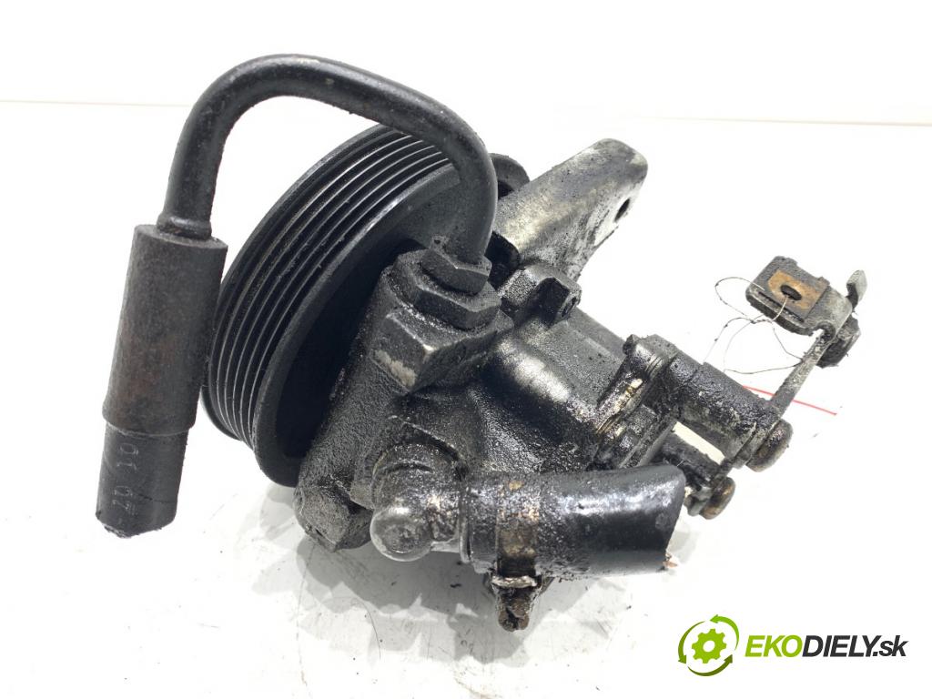 BMW E39 sedan 1999 110 kW 520 i 1990 pumpa servočerpadlo  (Servočerpadlo)