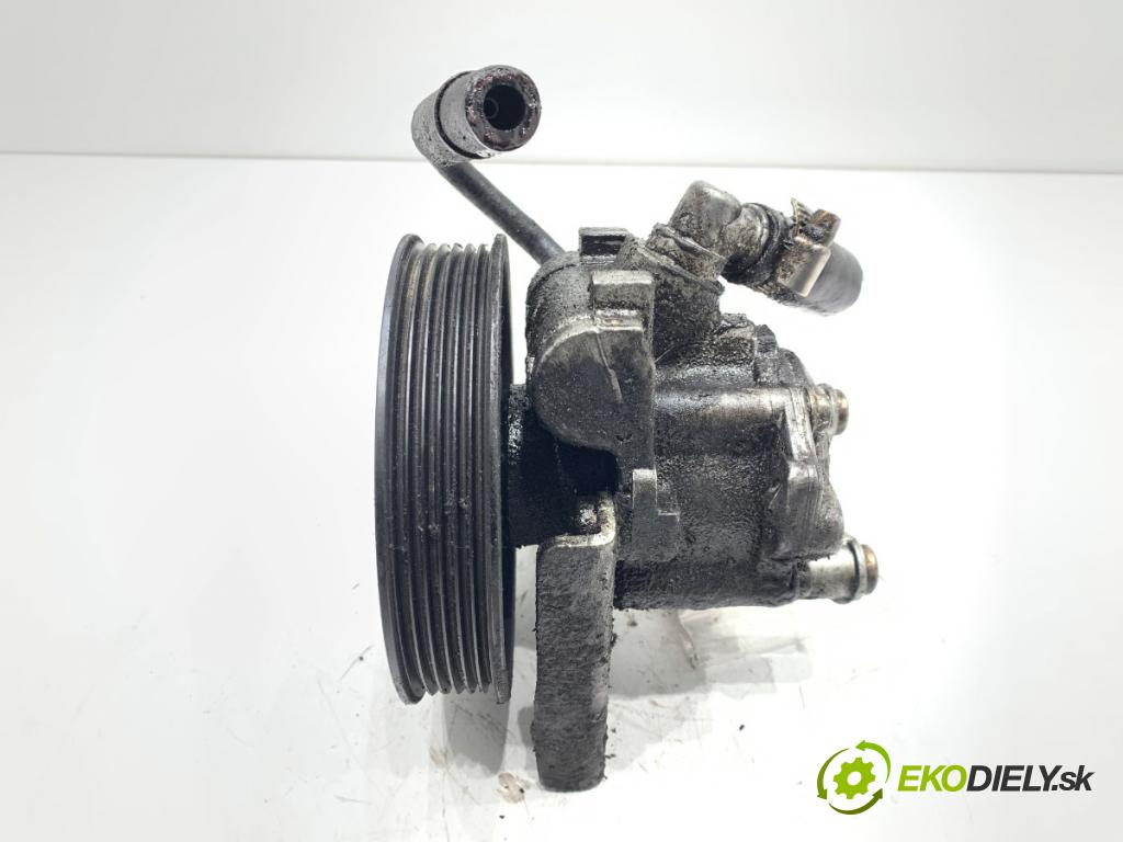 BMW E39 sedan 1999 110 kW 520 i 1990 pumpa servočerpadlo  (Servočerpadlo)