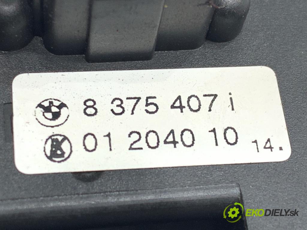 BMW E39 sedan 1999 110 kW 520 i 1990 kroužek slimák airbag 8375407 (Airbag)