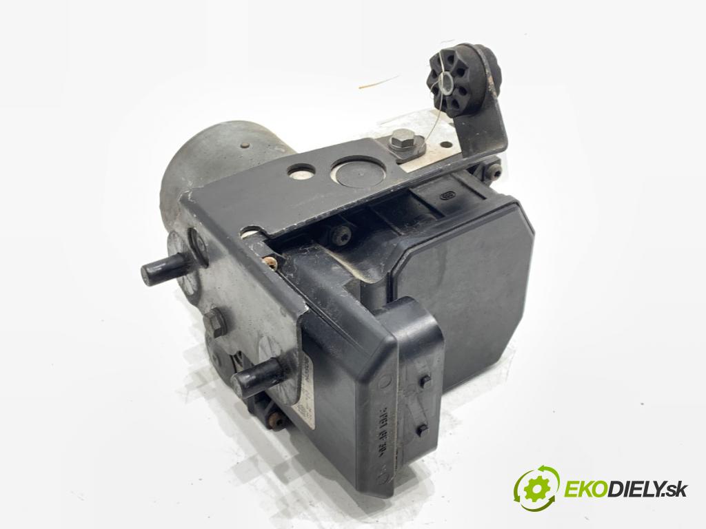 BMW E39 sedan 1999 110 kW 520 i 1990 Pumpa ABS 0265223001 (Pumpa ABS)